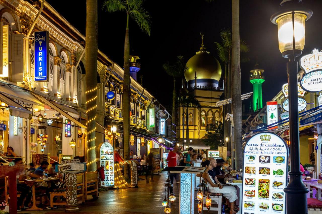 Met A Space Pod At Arab Street Singapore Ngoại thất bức ảnh